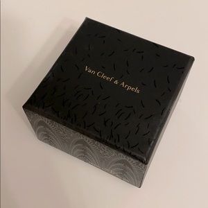 Authentic Van Cleef & Arpels Ring Box 💍